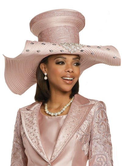 The Kentucky Derby Fashion Guide | Womensuits.com